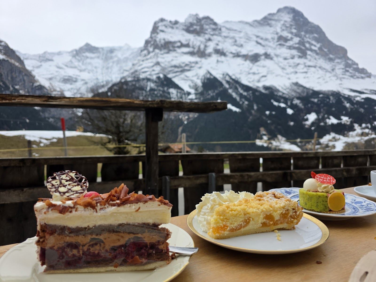 Cake served with a view of the Eiger